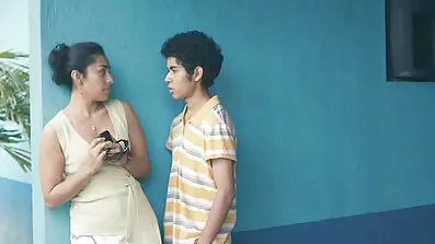 এটা একই সময়ে রুক্ষ চুদাচুদি ভিডিও চুদাচুদি এবং কামুক ছিল! জোরে হাহাকার এবং আনন্দ