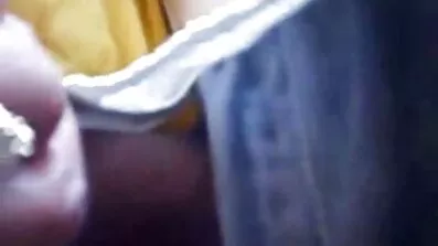 বাঁড়ার সাথে বাংলা চুদাচুদিভিডিও গুদ ভেজা।