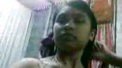 ইউনিভার্সিটির পরপরই বাঙালি মেয়েদের চুদাচুদি ভিডিও প্রচণ্ড উত্তেজনা ছিল