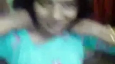আমি আমার প্যান্টি তার উপর প্রস্রাব, তারপর সেক্স চুদাচুদি ভিডিও তিনি আমাকে ভাজা এবং আমার ভগ এবং পাছা মধ্যে cums